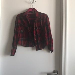 Cropped plaid shirt